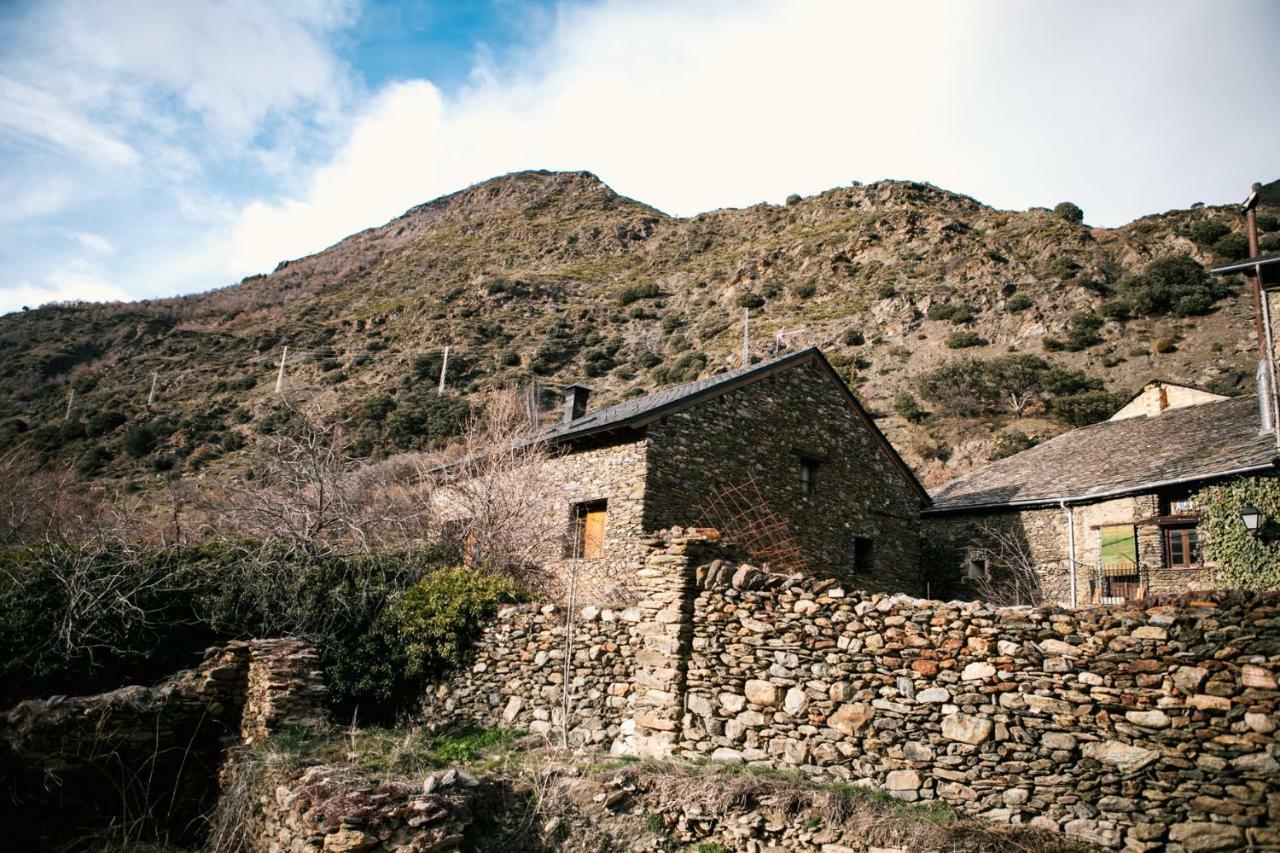 Isavarre Esterri Exteriör bild